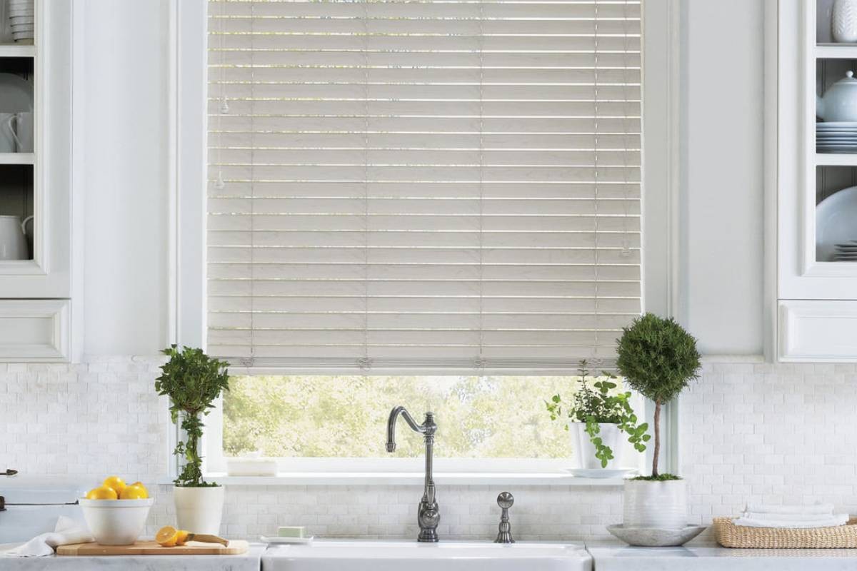 Hunter Douglas EverWood® Alternative Wood Blinds, window blinds, blackout blinds near Venice, Florida (FL)